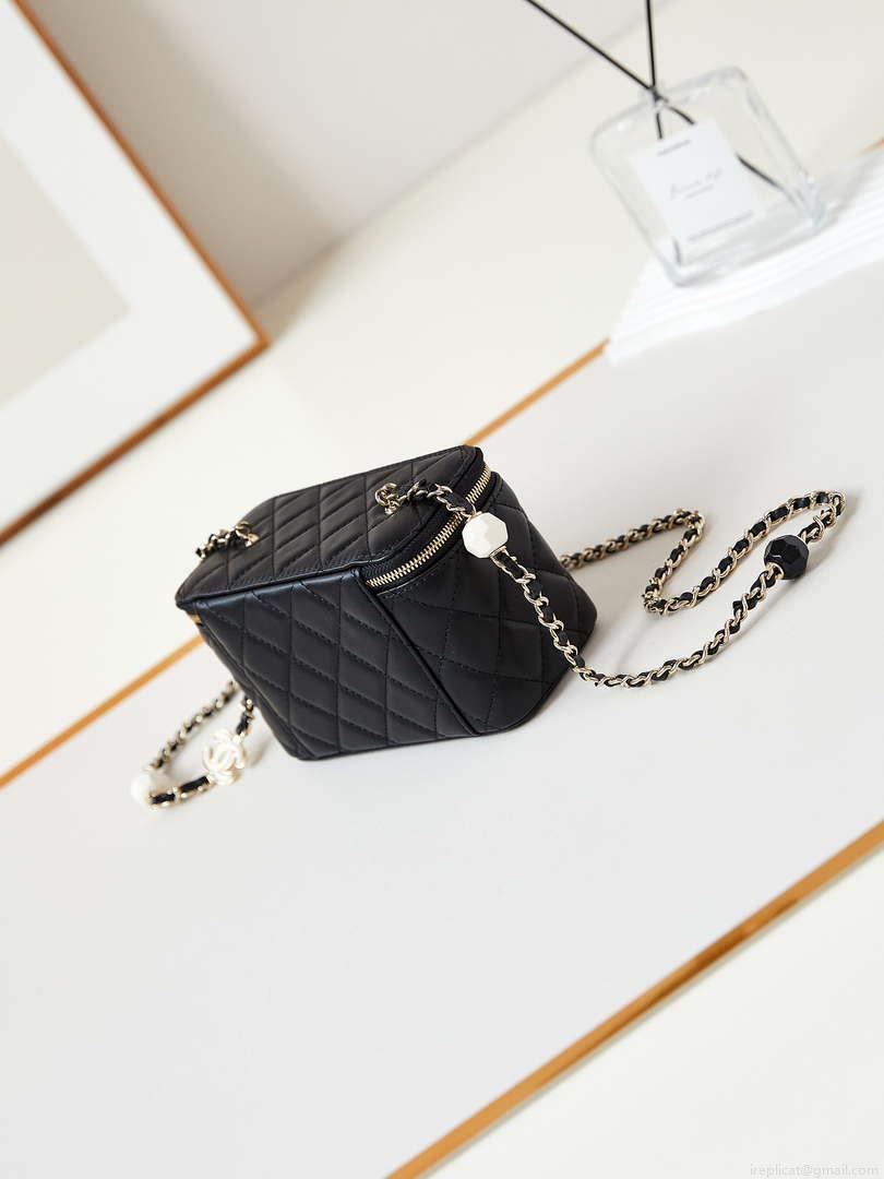 Chanel AP3784 Clutch With Chain Lambskin Vanity Box bag with Enamel buckle AP3231 Black