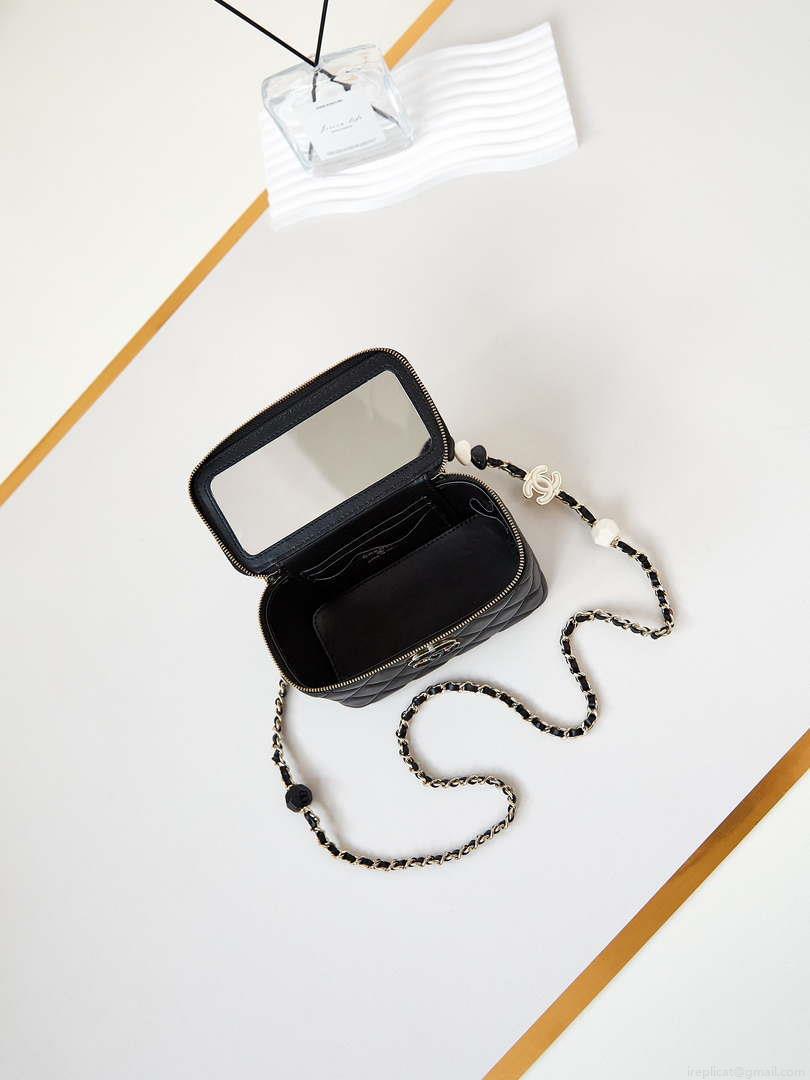 Chanel AP3784 Clutch With Chain Lambskin Vanity Box bag with Enamel buckle AP3231 Black