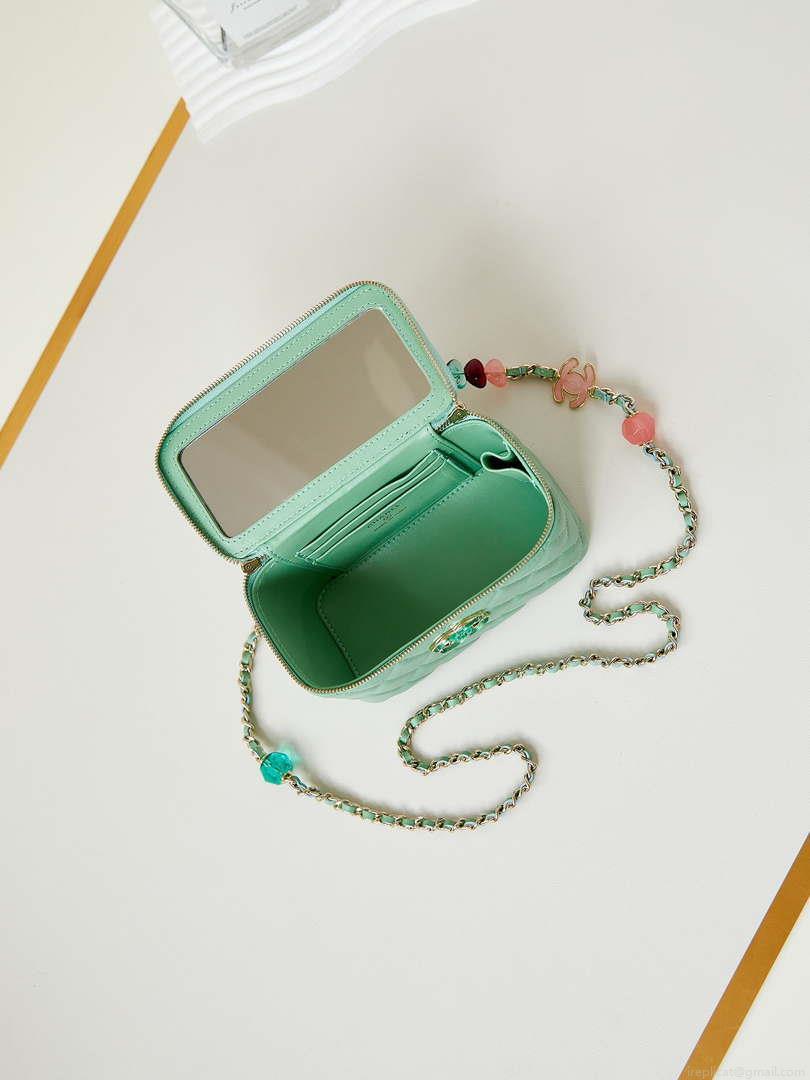 Chanel AP3784 Clutch With Chain Lambskin Vanity Box bag with Enamel buckle AP3231 Green