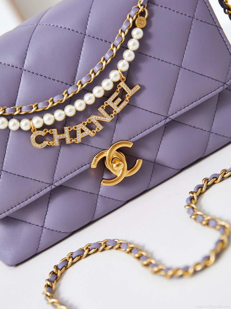 Chanel AS5011 Flap bag Shiny Lambskin Imitation Pearls & Gold-Tone Metal Light Purple