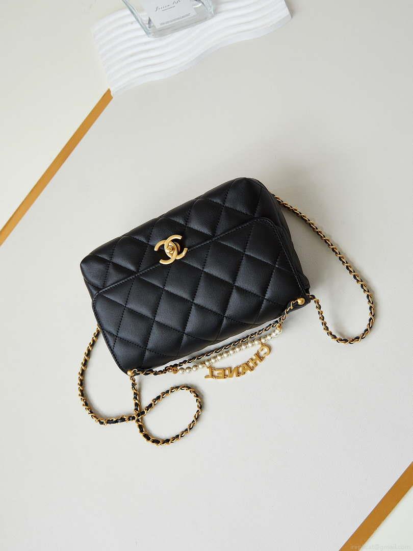 Chanel AS5011 Flap bag Shiny Lambskin Imitation Pearls & Gold-Tone Metal Black