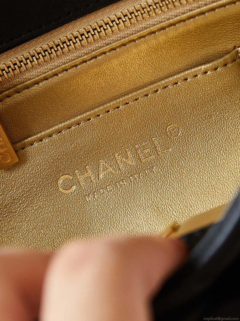 Chanel AS5011 Flap bag Shiny Lambskin Imitation Pearls & Gold-Tone Metal Black
