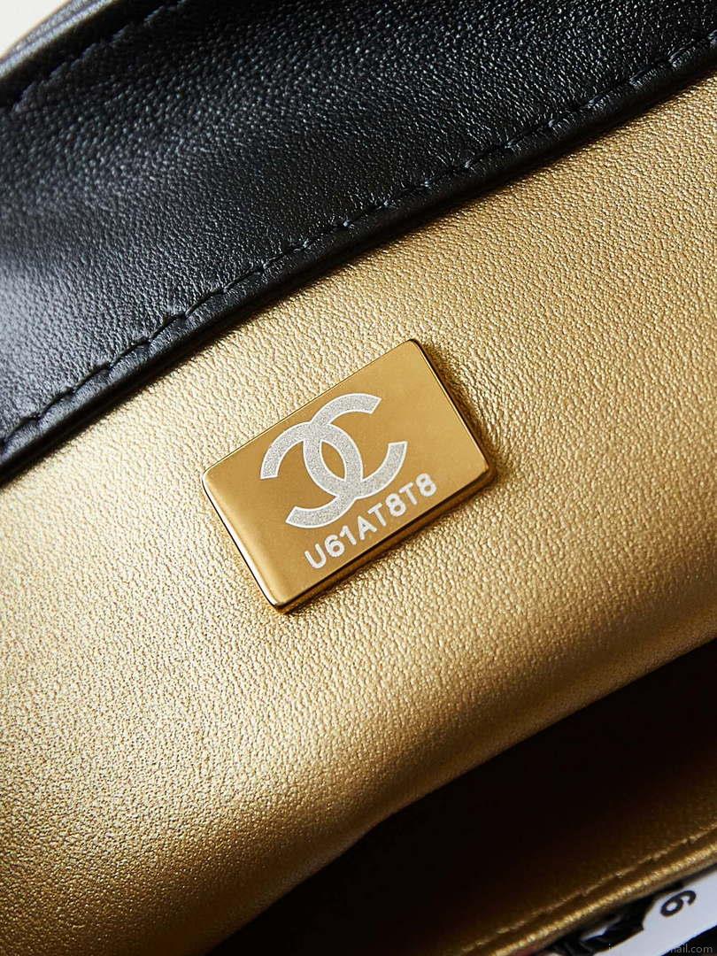 Chanel AS5011 Flap bag Shiny Lambskin Imitation Pearls & Gold-Tone Metal Black