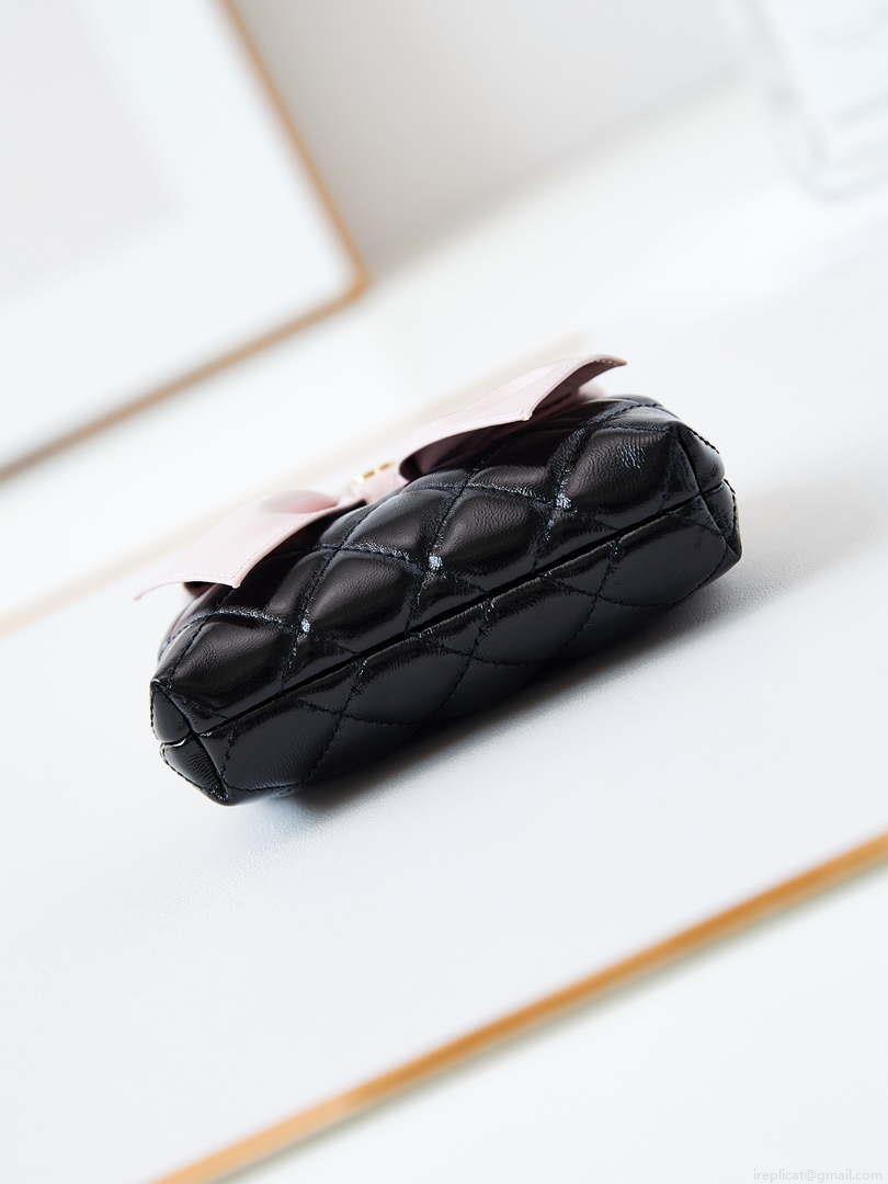 Chanel AP4028 Clutch with chain Lambskin Patent Crumpled Lambskin & Gold-Tone Metal Pink & Black