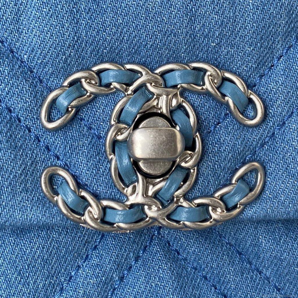 Chanel AS1160 Chanel 19 Handbag Lambskin Blue