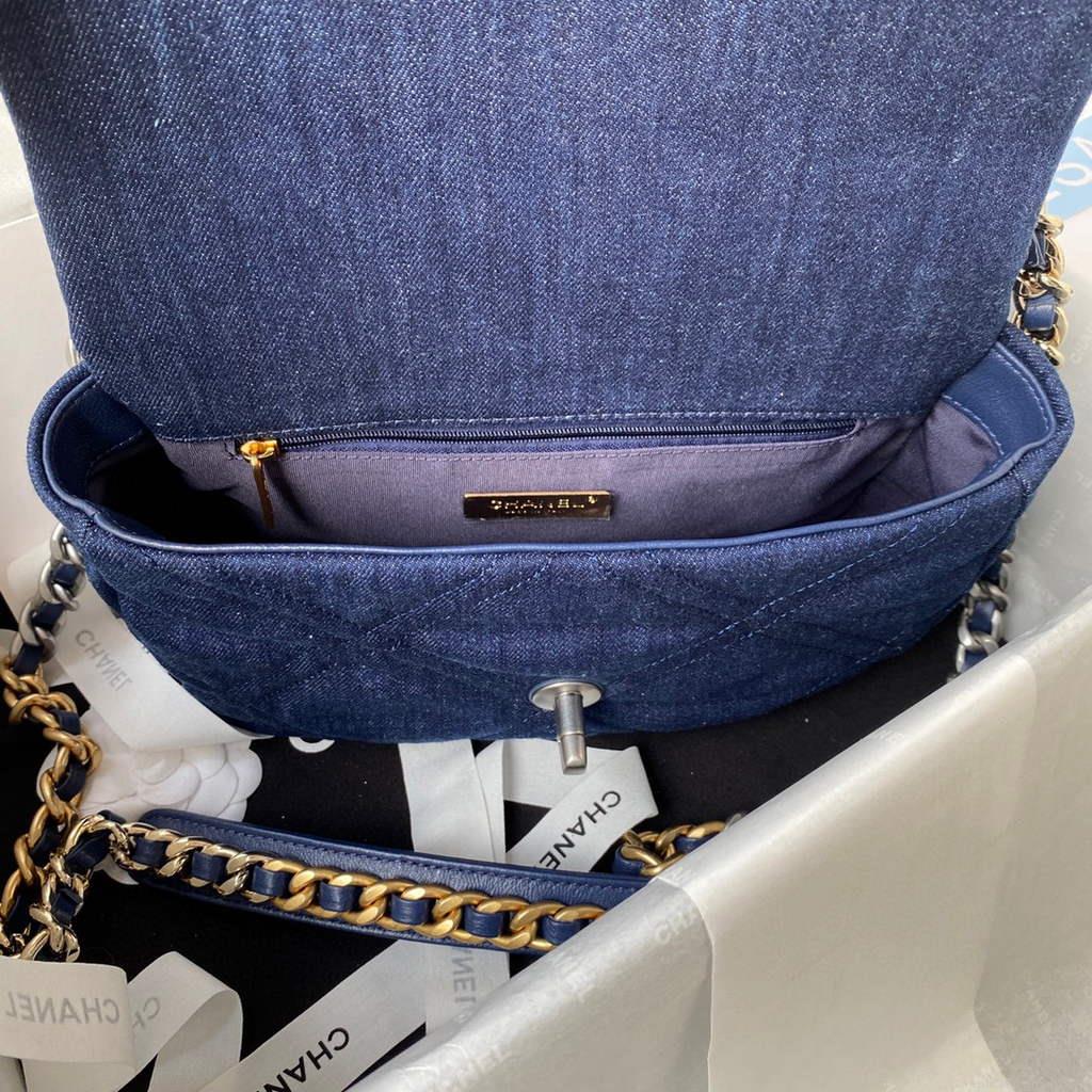 Chanel AS1160 Chanel 19 Handbag Lambskin Navy Blue