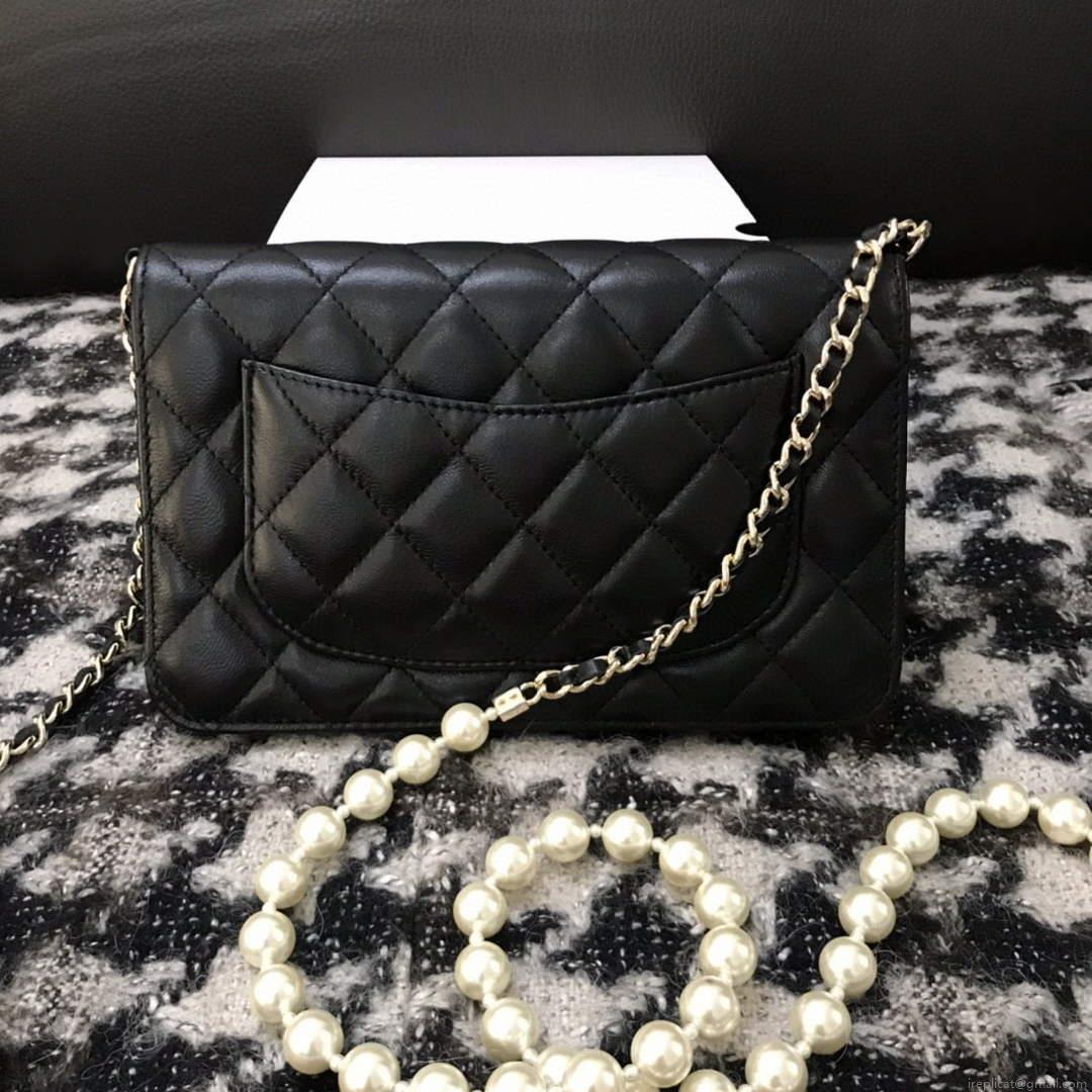 Chanel A68052 Wallet on Chain bag lambskin Imitation Pearls gold Black
