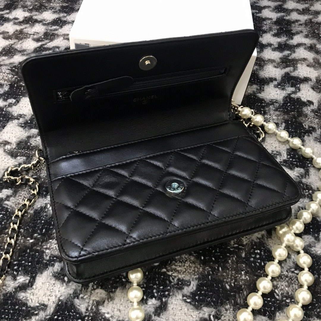 Chanel A68052 Wallet on Chain bag lambskin Imitation Pearls gold Black
