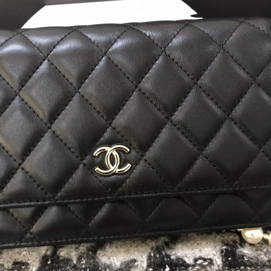 Chanel A68052 Wallet on Chain bag lambskin Imitation Pearls gold Black