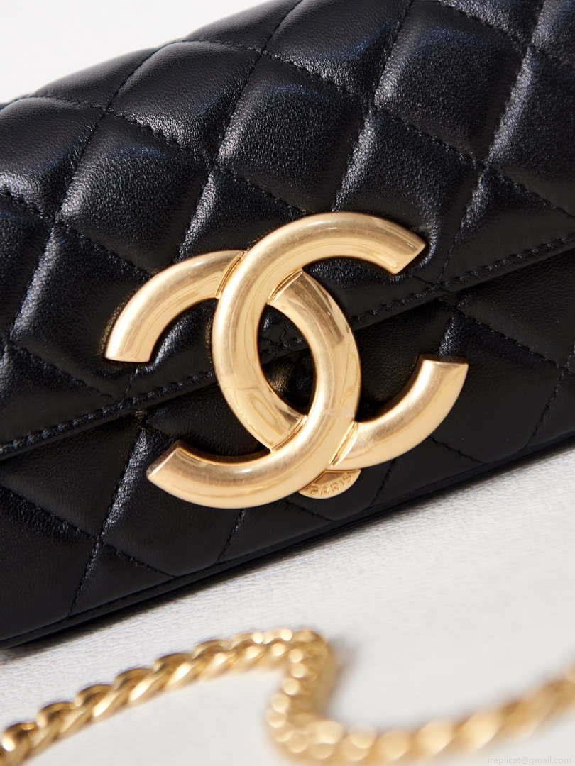 Chanel AP3207 Phone Holder With Chain shiny Lambskin & Gold-Tone Metal black
