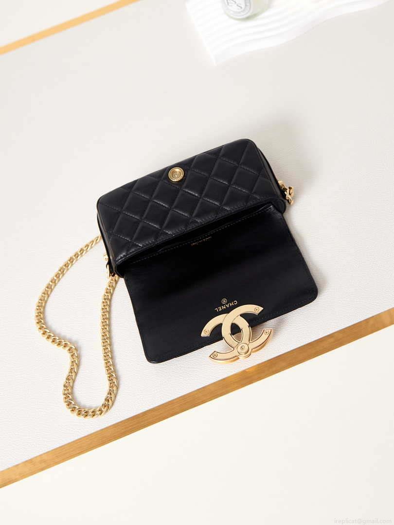 Chanel AP3207 Phone Holder With Chain shiny Lambskin & Gold-Tone Metal black