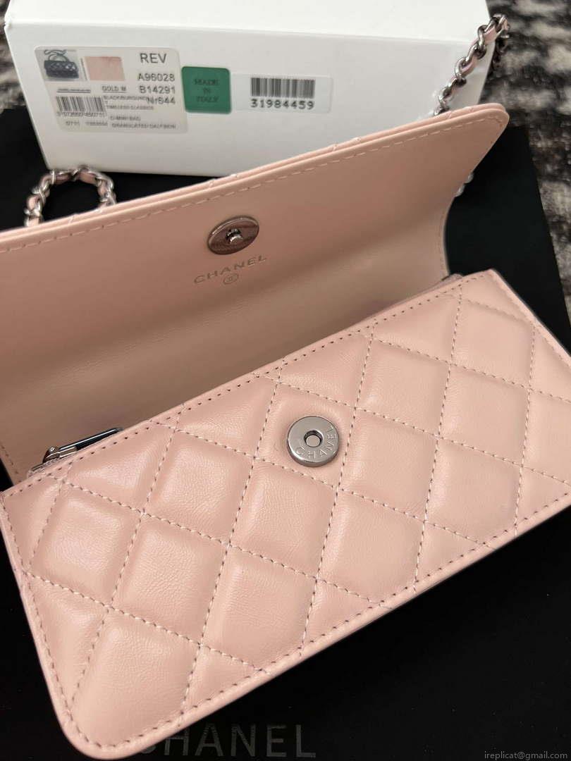 Chanel AP3566 Clutch with Chain Pink Shiny Crumpled Calfskin Strass & Ruthenium Finish Metal
