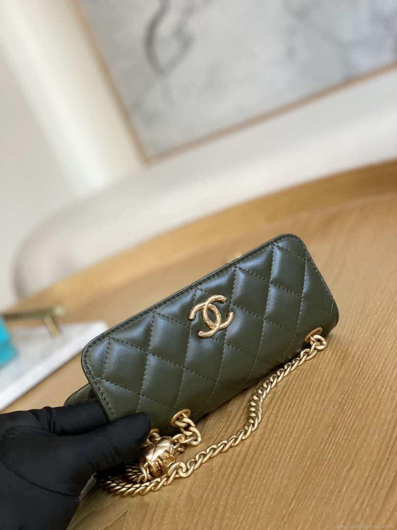 Chanel AP3047 FLAP Phone Holder With Chain Green Lambskin