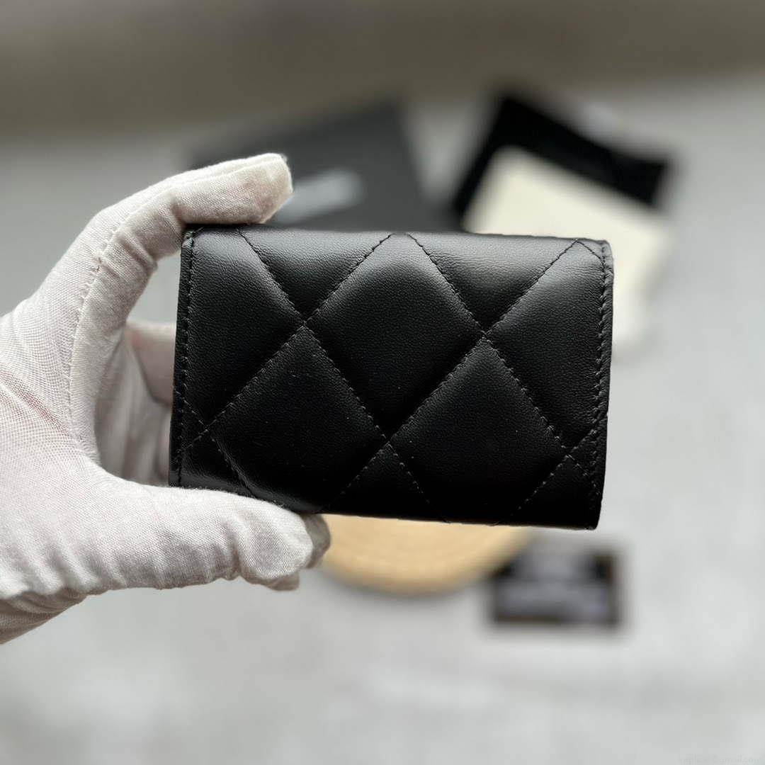 Chanel AP1790 19 flap Card Holder shiny lambskin gold tone ruthenium finish metal Black
