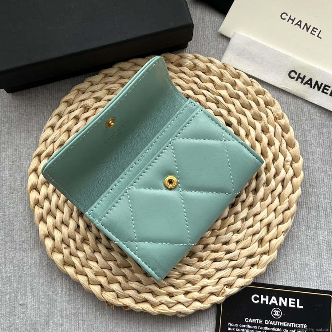 Chanel AP1790 19 flap Card Holder shiny lambskin gold tone ruthenium finish metal Blue