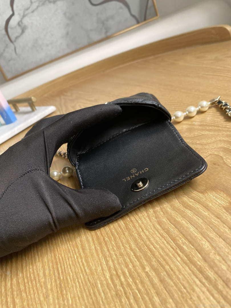 Chanel A81181 22 Spring/Summer Pearl chain belt bag Black