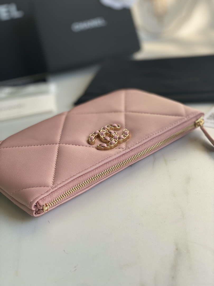 Chanel AP1059 Pouche Lambskin bag Wallet Card Holder Pink