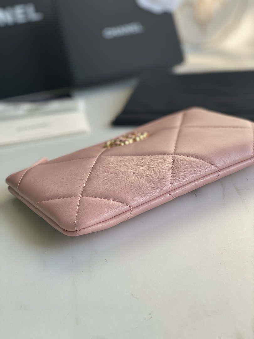 Chanel AP1059 Pouche Lambskin bag Wallet Card Holder Pink