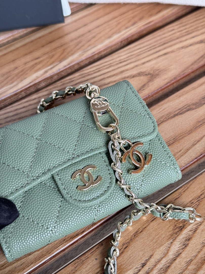 Chanel A81081 Wallet on Chain Shiny Calfskin Green