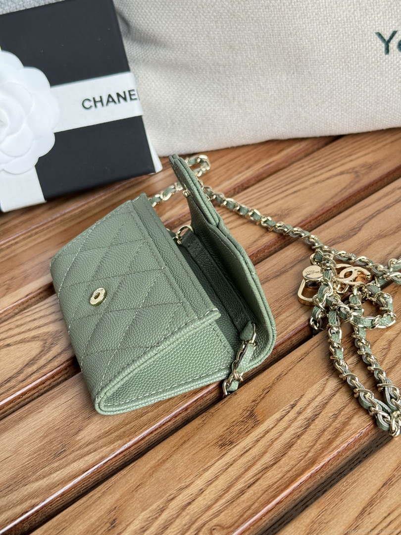 Chanel A81081 Wallet on Chain Shiny Calfskin Green