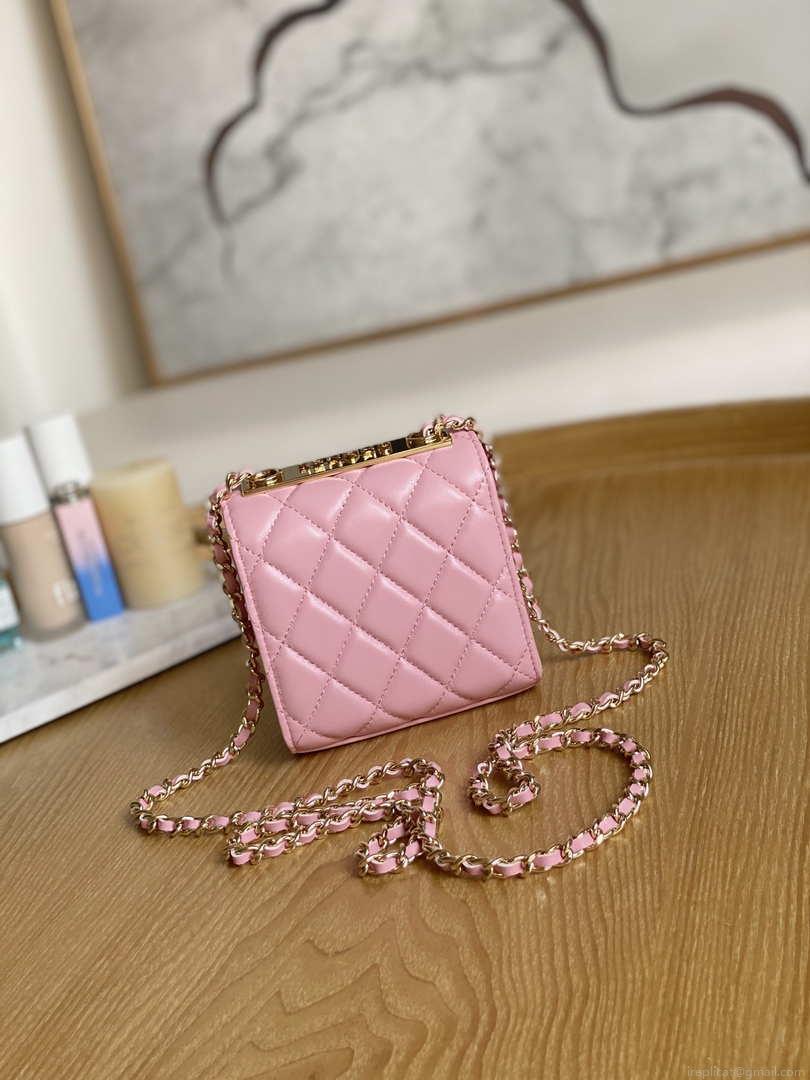 Chanel AP3020 Clutch with chain lambskin gold tone metal Pink
