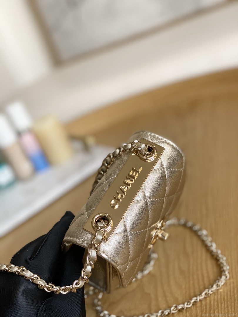 Chanel AP3020 Clutch with chain lambskin gold tone metal Gold