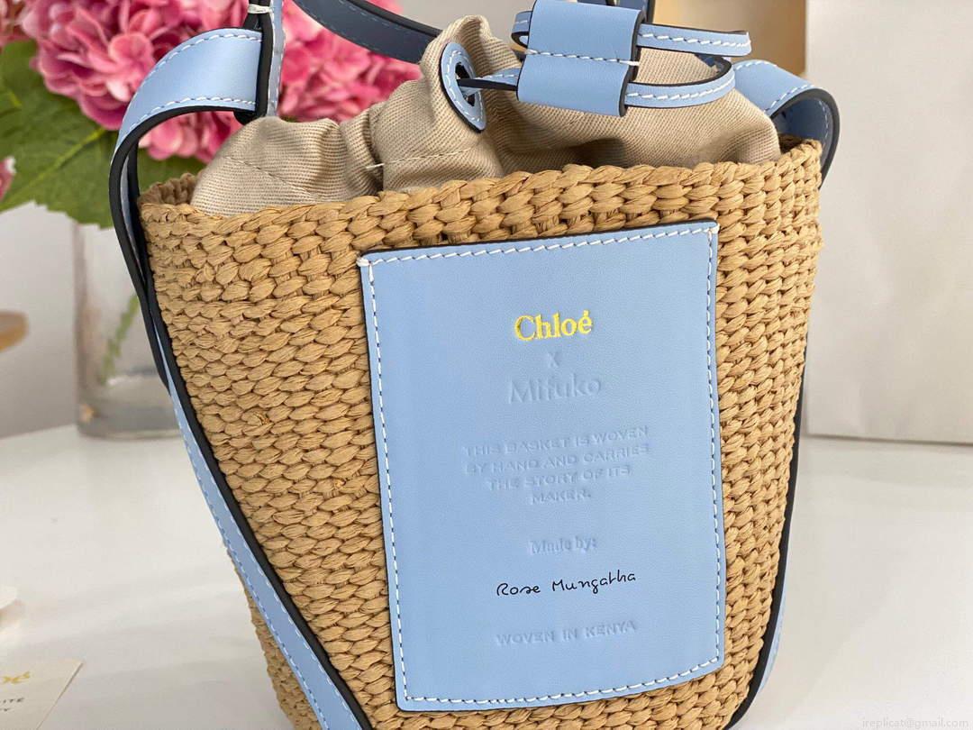 Chloé CHC22SS391G56101 Small Basket Tote Bag Blue