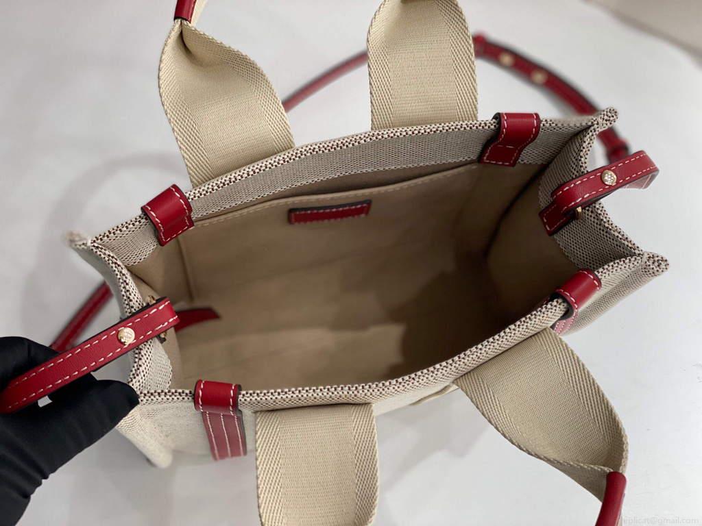Chloe 385E6690U Small Woody Tote Bag Red