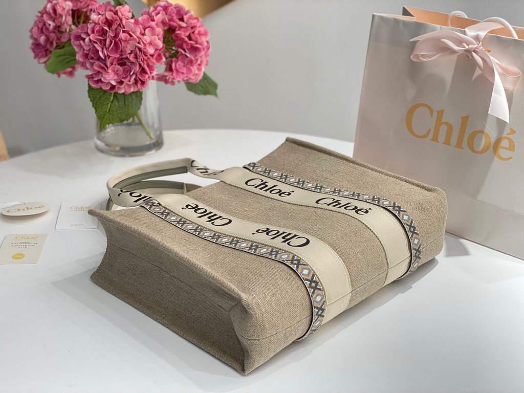 Chloe 382E6690U Large Woody Tote Bag Green