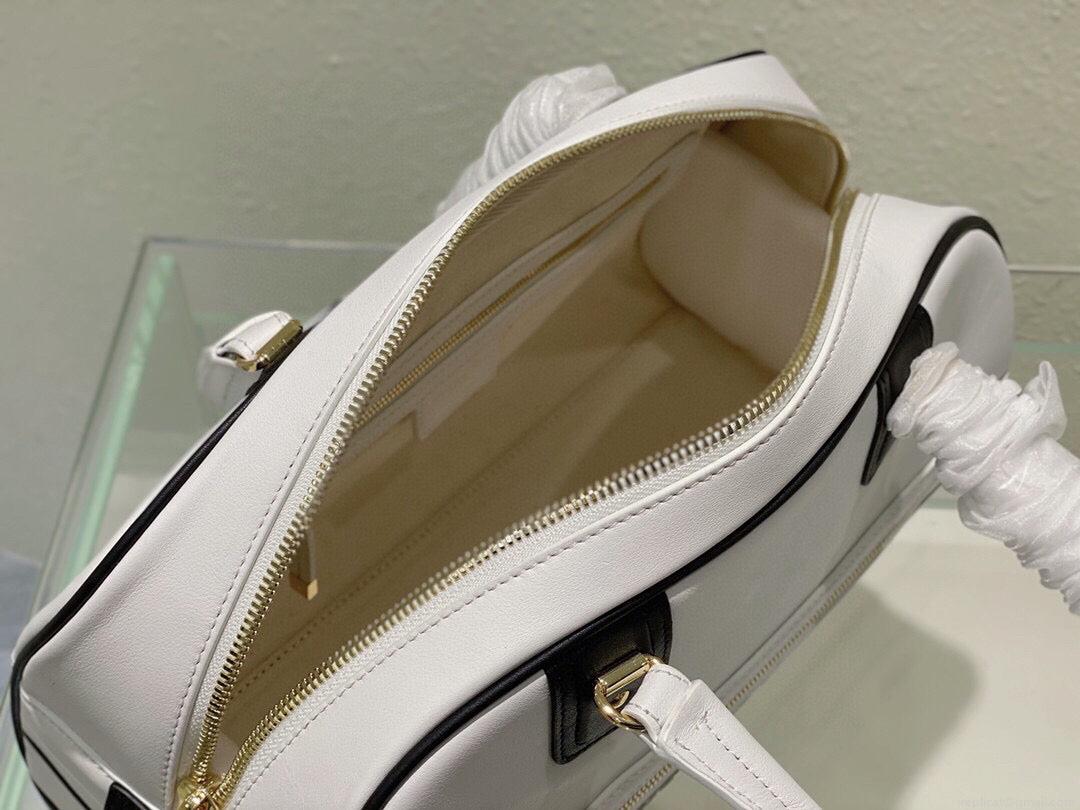 Dior M6202 Medium Dior Vibe Zip Bowling Bag White Smooth Calfskin