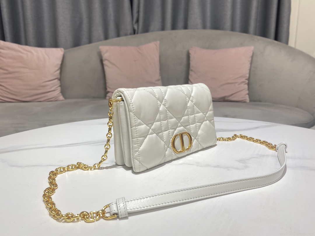 Dior S5135 Caro Macrocannage Pouch Latte Quilted Macrocannage Calfskin