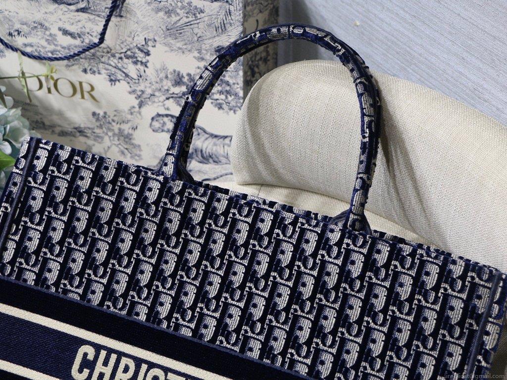 Dior Book Tote M1286 Blue Dior Oblique Velvet