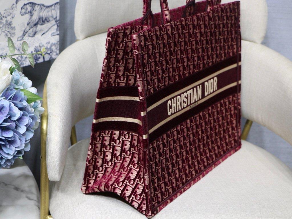 Dior Book Tote M1286 Burgundy Dior Oblique Embroidery