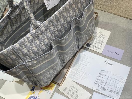 Dior M1279 Catherine Tote Bag Dior Oblique Embroidery Gray
