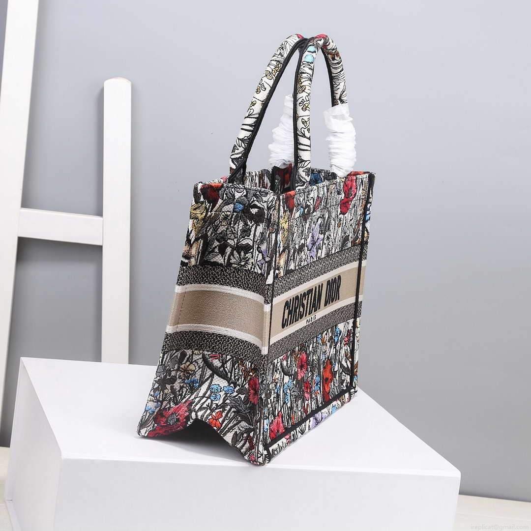 Dior M1286 Dior Book Tote Small Multicolor Flowers Embroidery