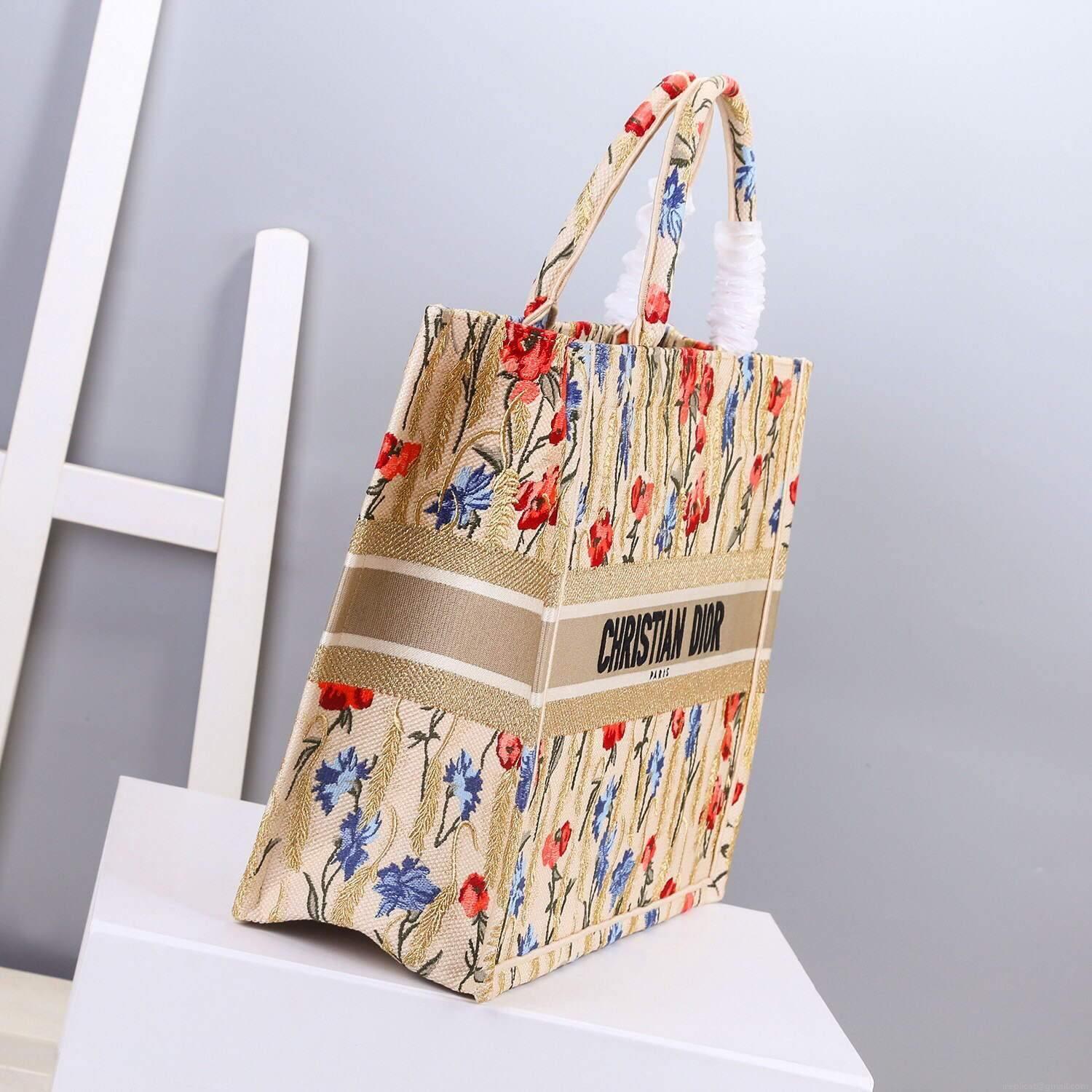 Dior M1296 Book Tote Christian Dior Small Beige Multicolork