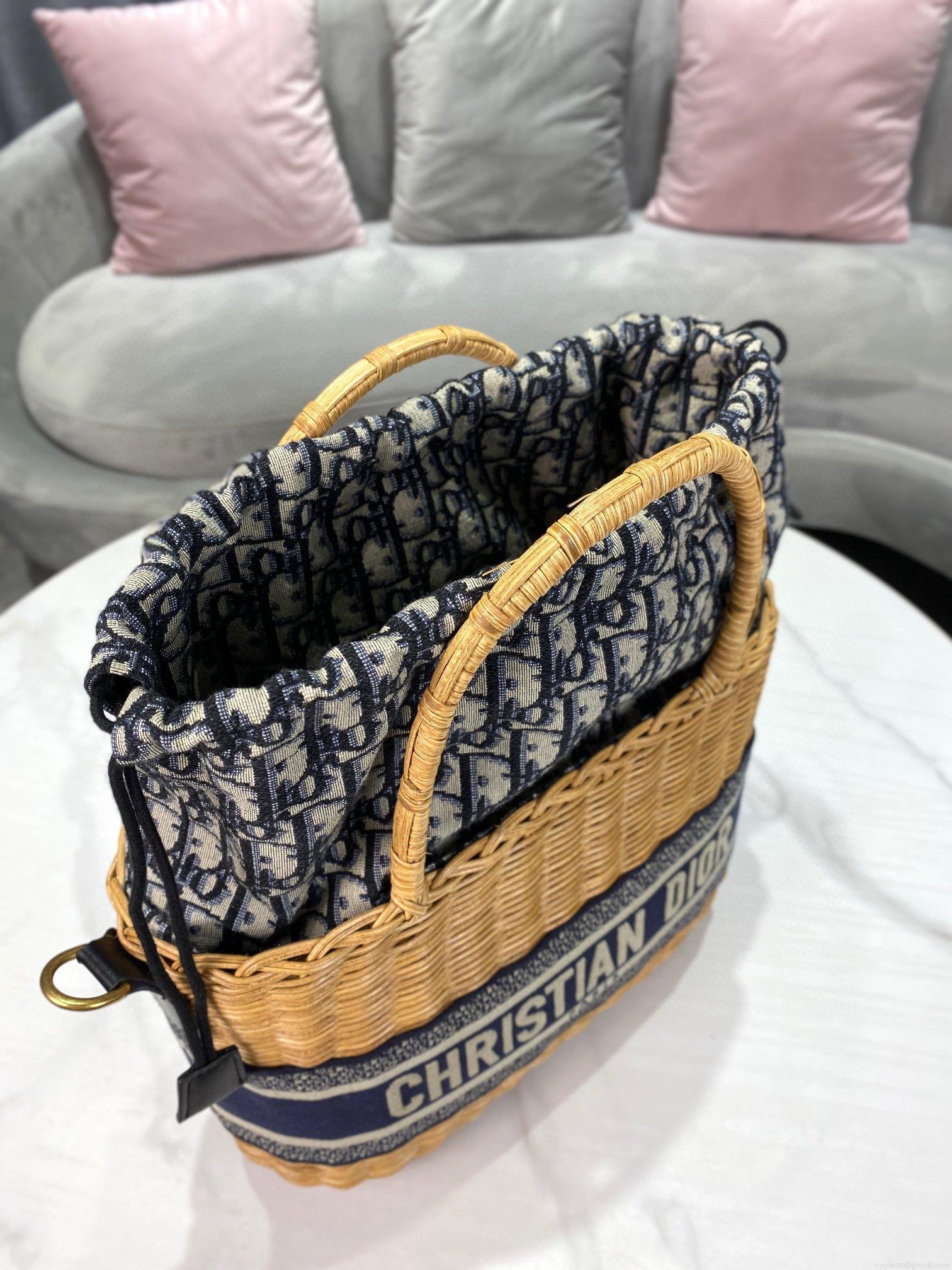 Dior M7601 Dior Wicker Basket Shoulder Bag Blue