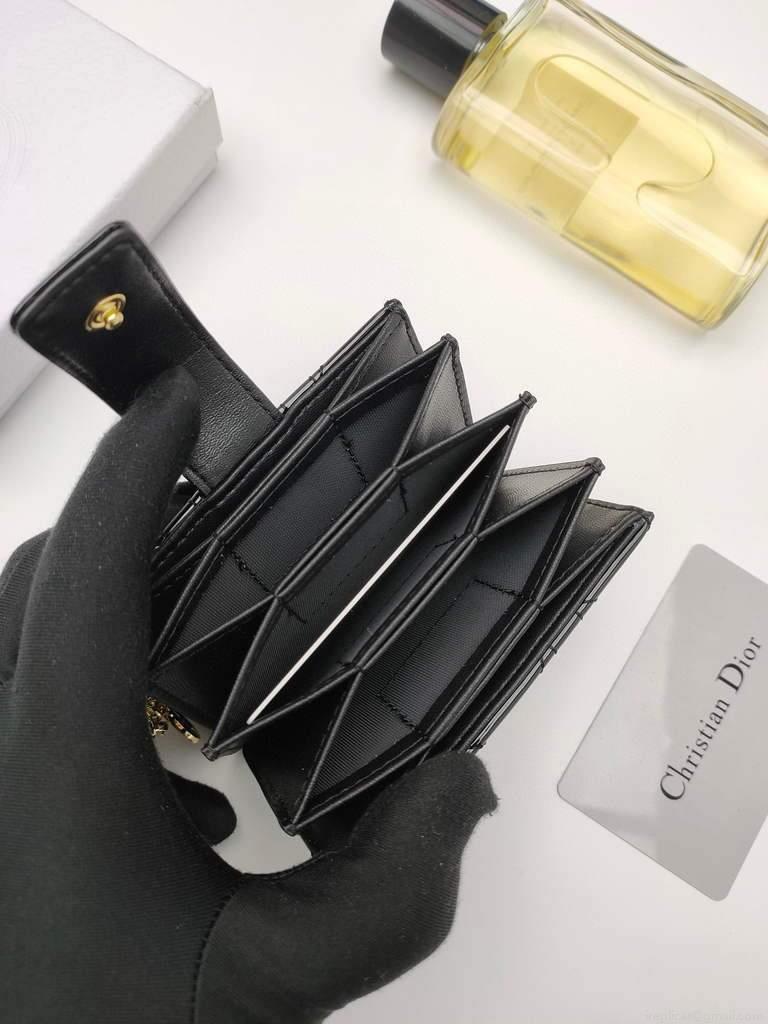 Dior S0074 Wallet Lady dior 5-Gusset card holder Black Patent Cannage Calfskin