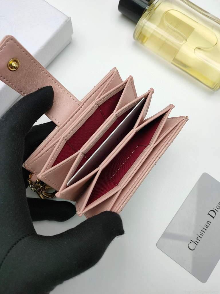 Dior S0074 Wallet Lady dior 5-Gusset card holder Nude Patent Cannage Calfskin