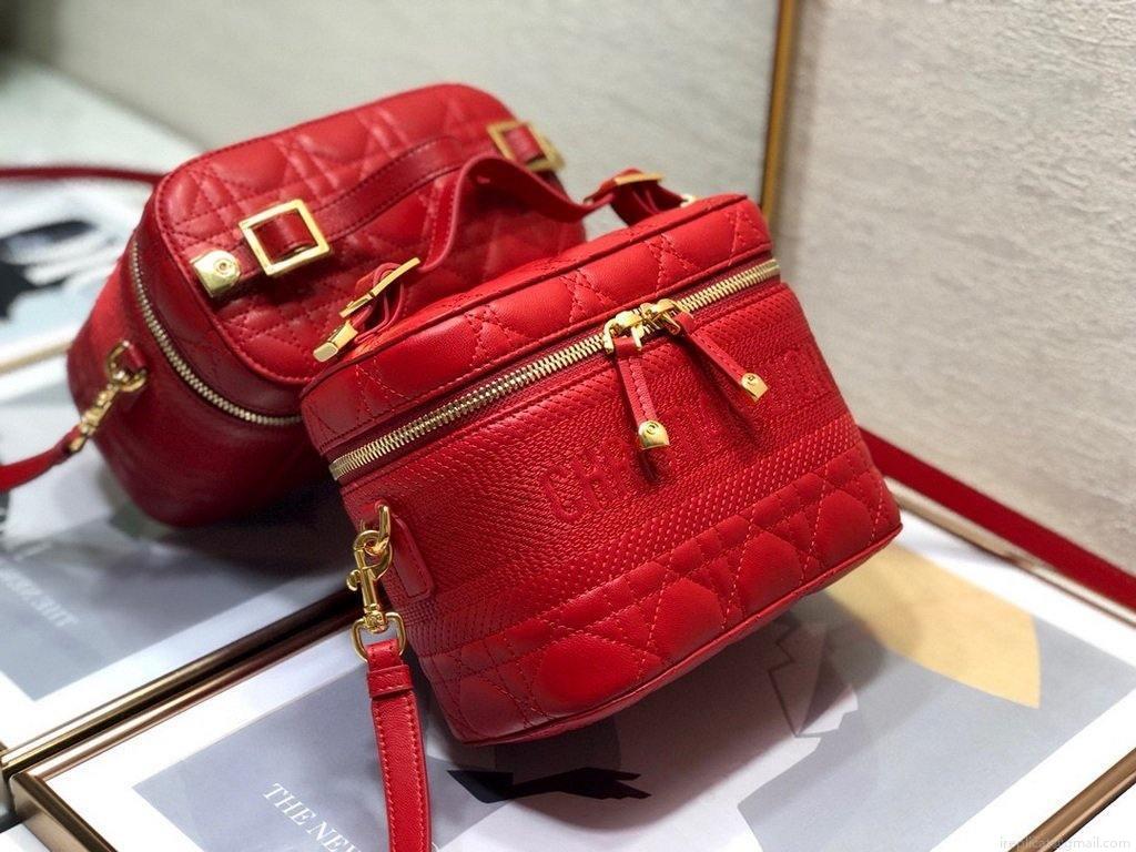 Dior S5488 Small Diortravel Vanity Case in Red Lambskin