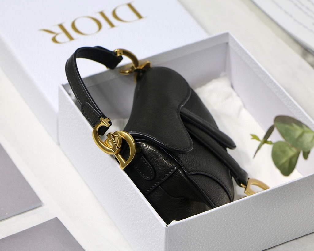 Dior M6008 Bag Saddle Super Mini Bag Cowhide Leather Black