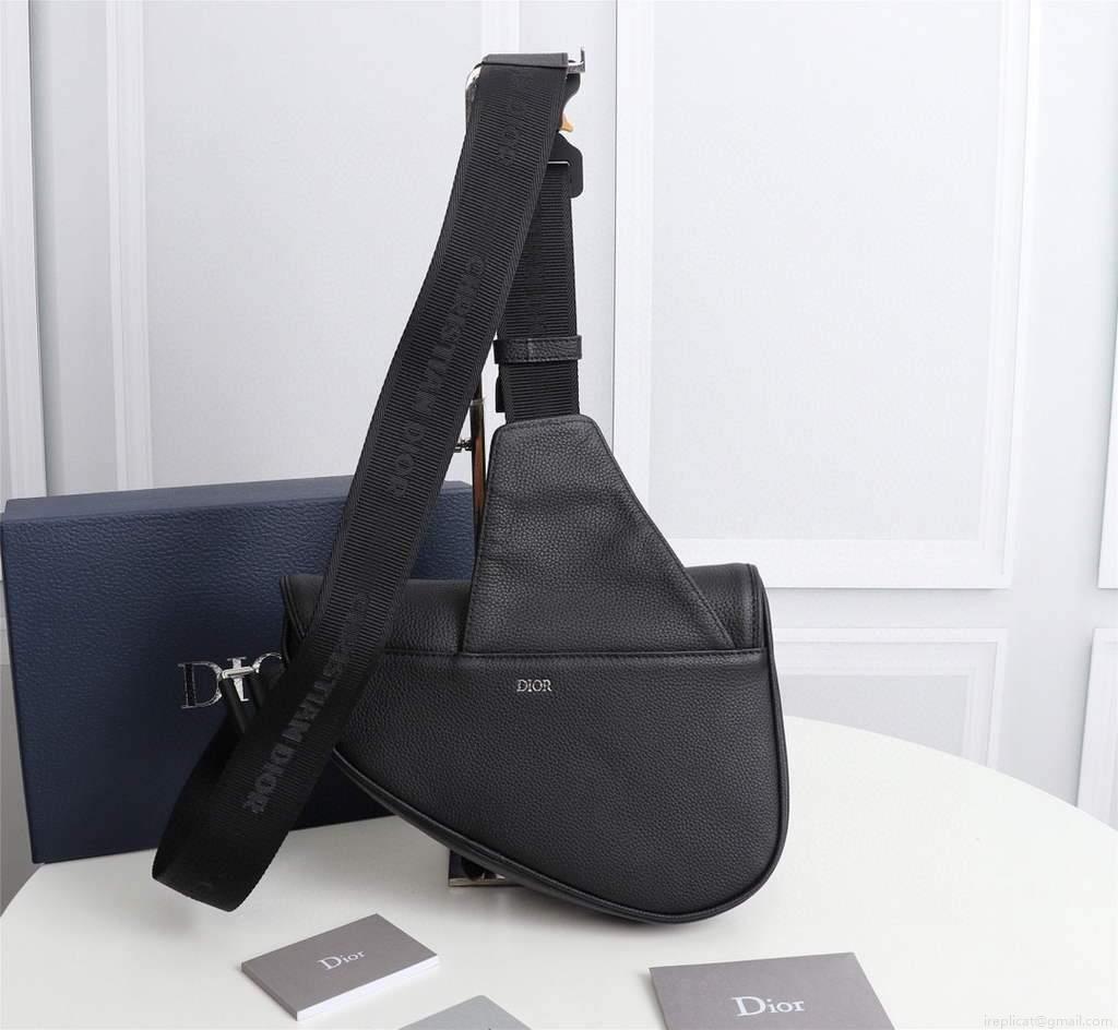 Dior 1ADPO093 Saddle Men Bag Grained Calfskin Black