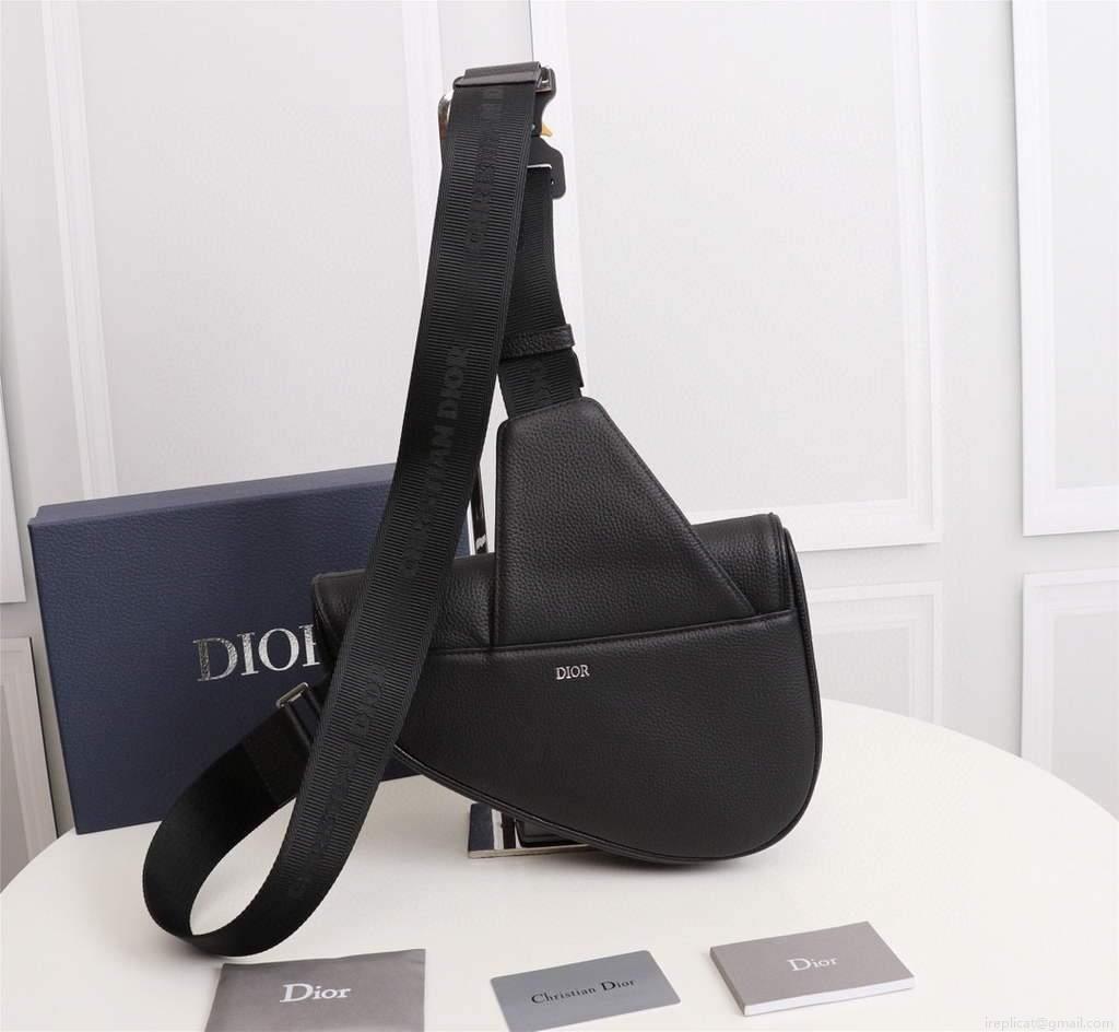 Dior 1ADPO093 Saddle Men Bag Grained Calfskin Black