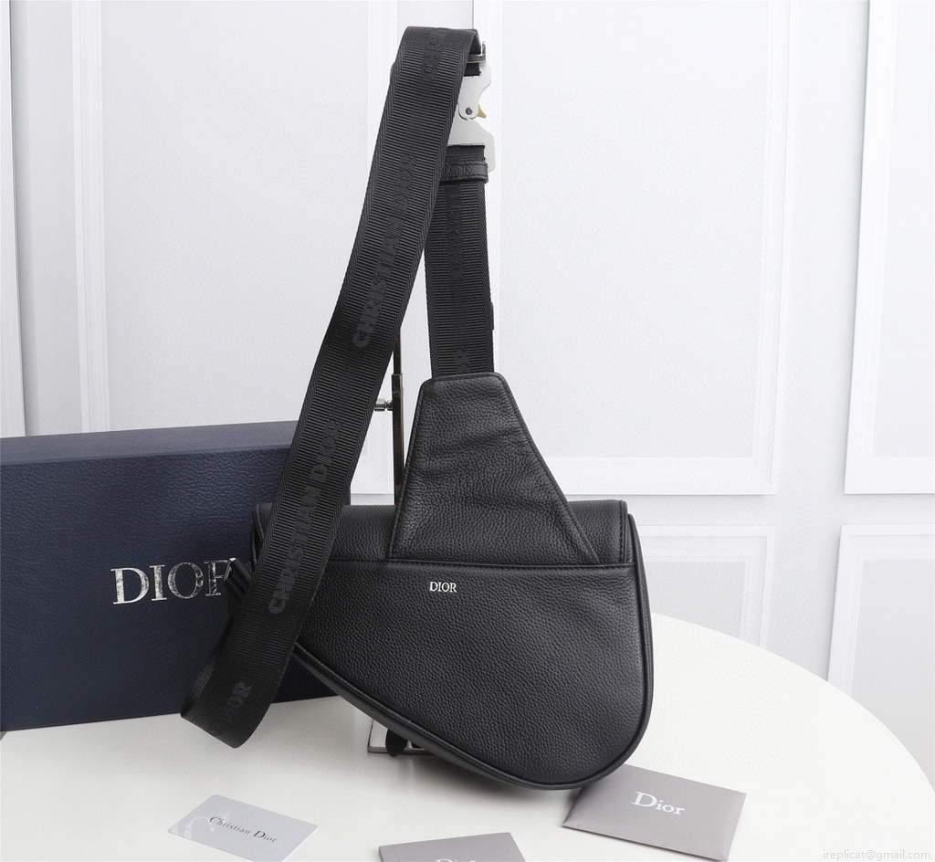 Dior 1ADPO093 Saddle Men Bag Grained Calfskin Black