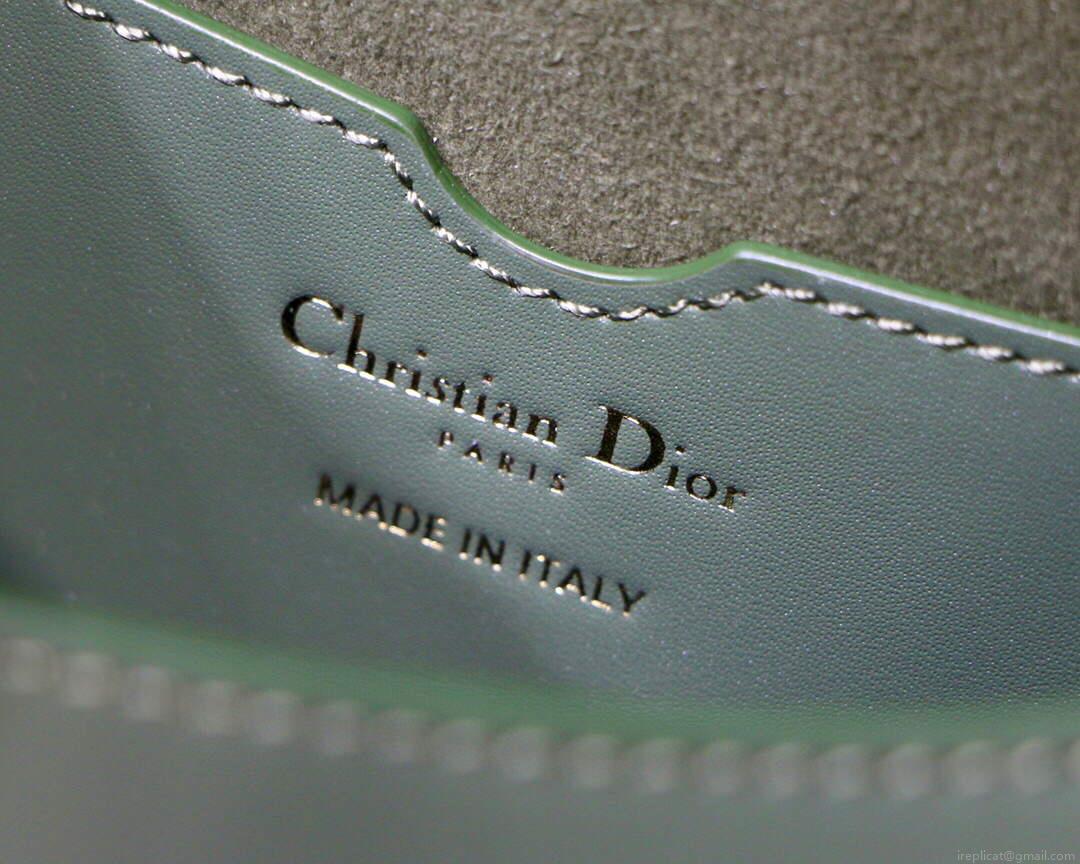 Dior M9319 Dior Bobby Medium Crossbody Calfskin Green