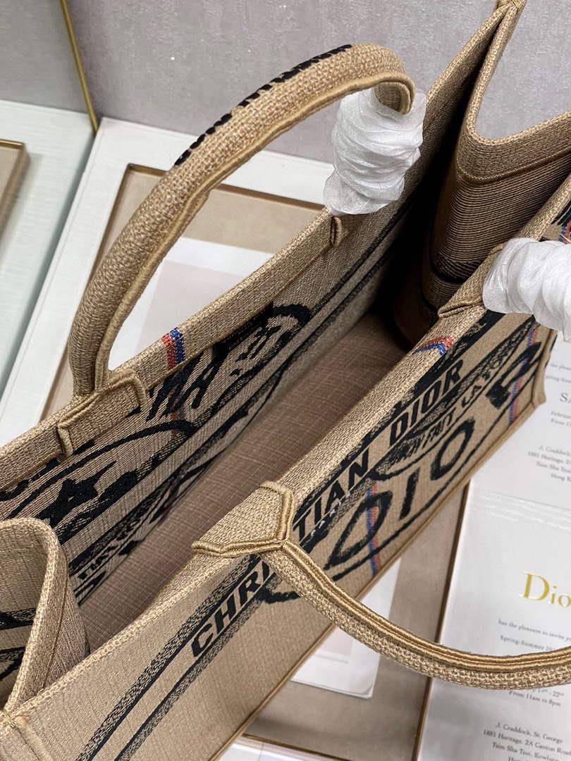 Dior M1286 Large Book Tote Beige jute fabric with Union motif embroidery