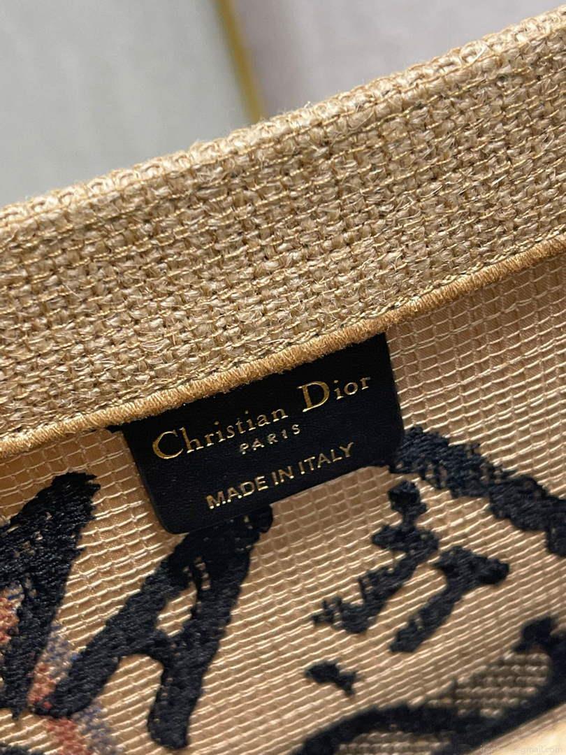 Dior M1286 Large Book Tote Beige jute fabric with Union motif embroidery