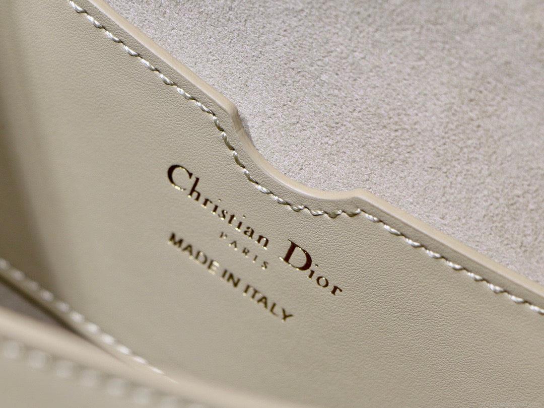 Dior M9317 Small bobby bag Beige Box Calfskin