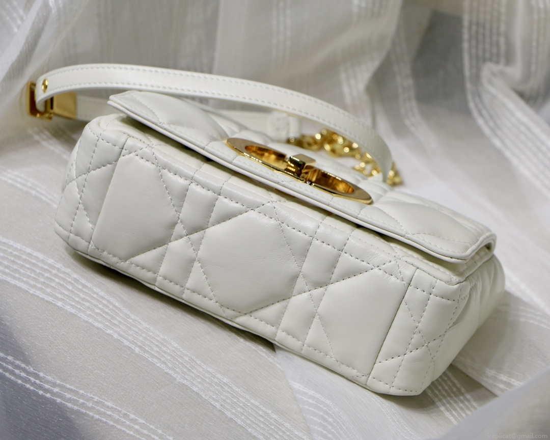 Dior M9241 Small Quilted Macrocannage Calfskin White