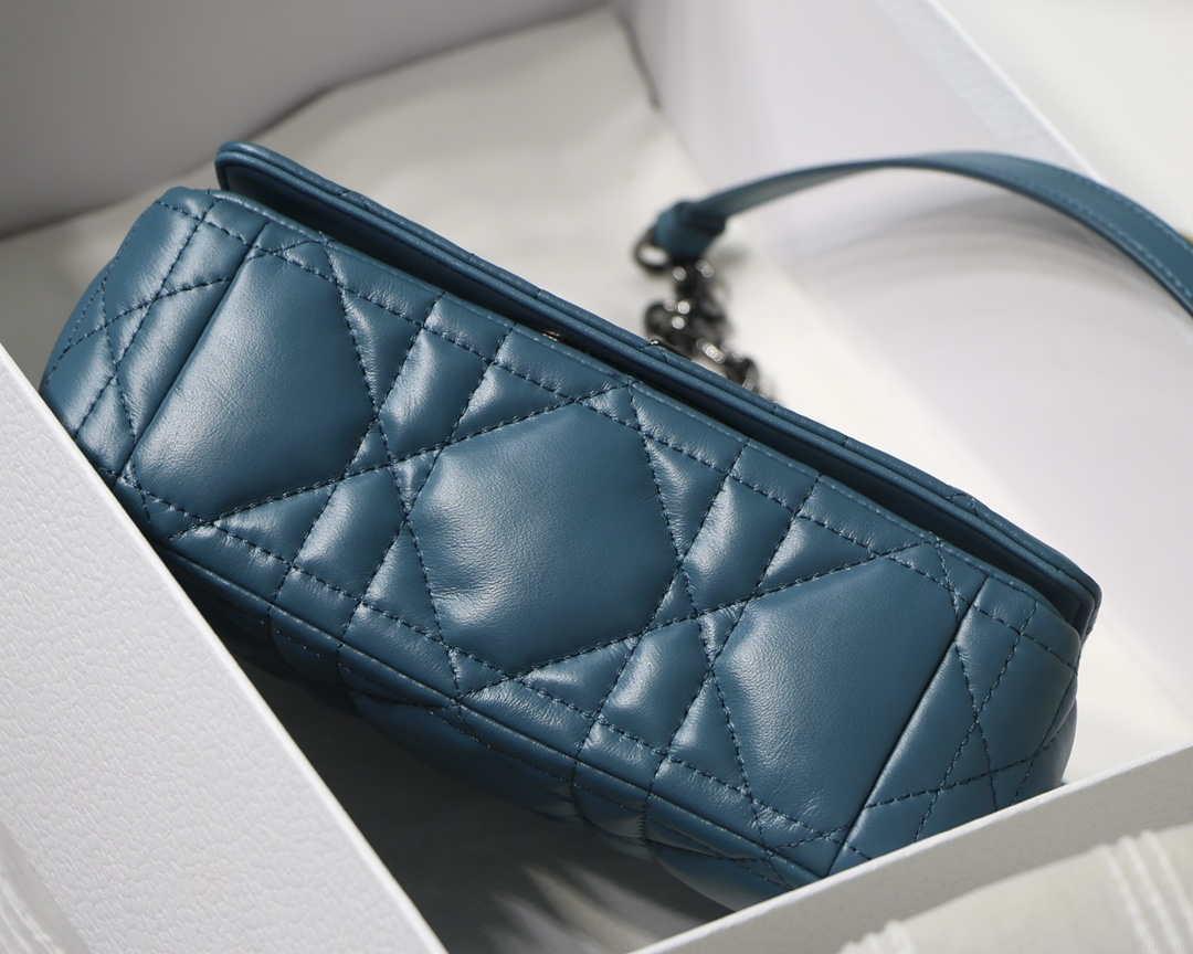 Dior M9241 Small Quilted Macrocannage Calfskin Lake Blue